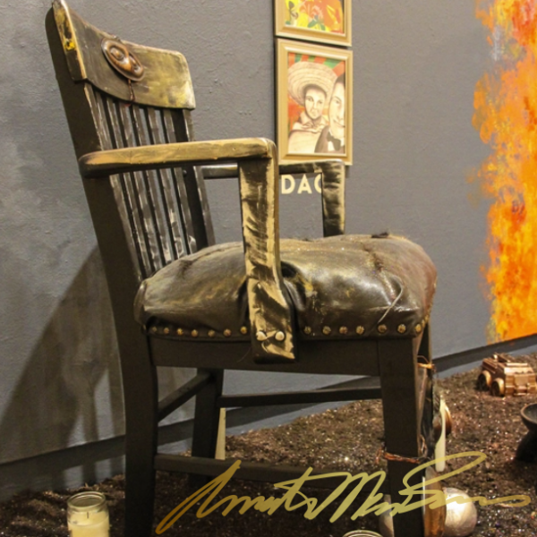 borders chair 2